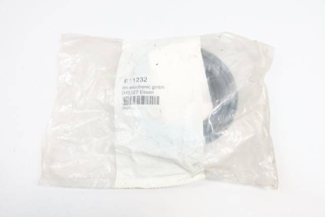 IFM EFECTOR E11232 RIGHT ANGLE 8 PIN FEMALE CONNECTOR CABLE