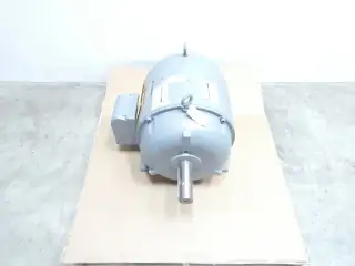 REULAND A000 0200F-1AAN-0021 AC MOTOR 365U 3PH 20HP 900RPM 575V-AC