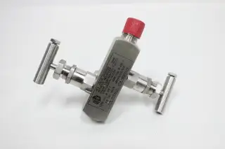 HEX VALVE HB591D3131312 INSTRUMENT MANIFOLD BLEED VALVE 1/2IN NPT