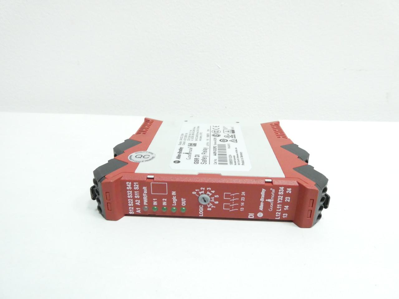 440R-D22R2 Allen Bradley, PLCs