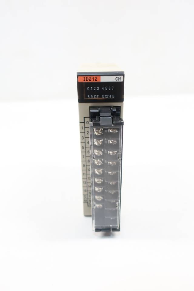 OMRON C200H-ID212 INPUT MODULE 24V-DC