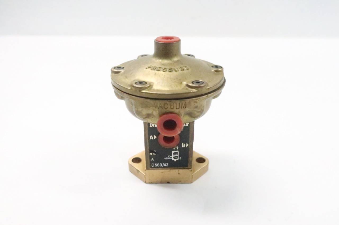 Martonair C56042 Pneumatic Vacuum Valve 1/8in