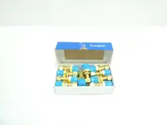 BOX OF 20 SWAGELOK B-600-11-8 STAINLESS STRAIGHT ADAPTER 3/8IN TUBE 1/2IN NPT