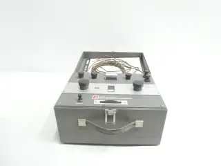 LEEDS NORTHRUP 8690-2 MILLIVOLT POTENTIOMETER