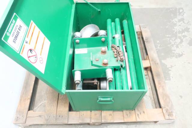 GREENLEE 1813 881 BENDER BENDING TABLE D631510