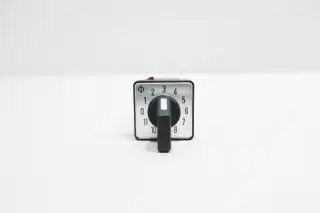 KRAUS & NAIMER CG4-1 ROTARY CAM SWITCH 240V-AC