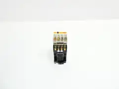 FUJI ELECTRIC SZ-A22 SH04AA SH-4 AC CONTACTOR 100-110V-AC 10A AMP 1.5HP