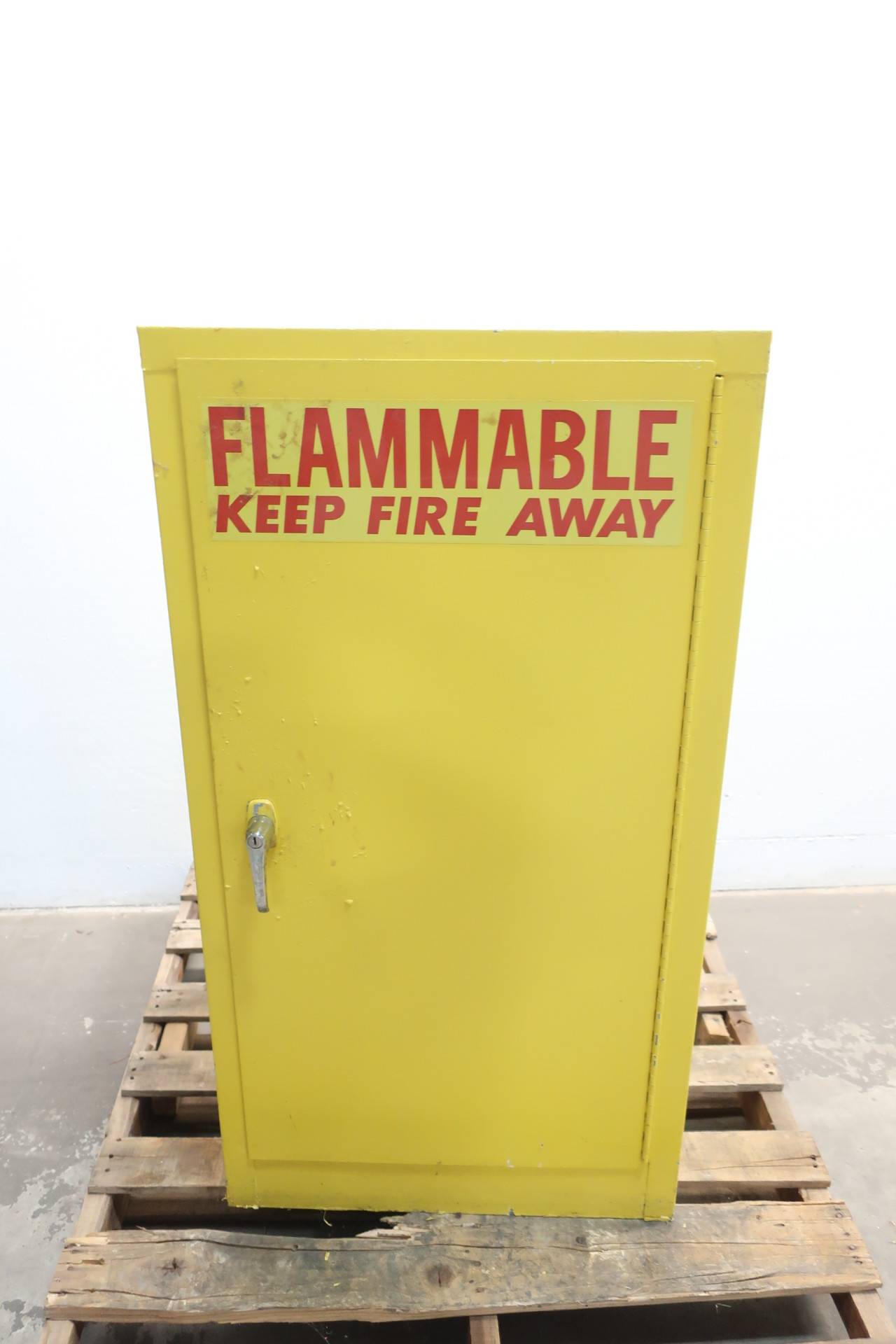 Lab Safety Supply 2324 Yellow Flammable Safety Storage 16gal