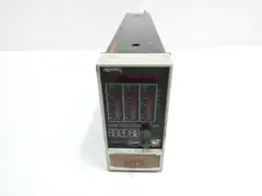 MOORE 15738-119 DIGITAL SINGLE LOOP CONTROLLER