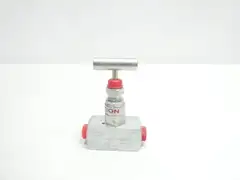 MARSH N5512 STEEL NEEDLE VALVE 6000PSI 1/4IN NPT