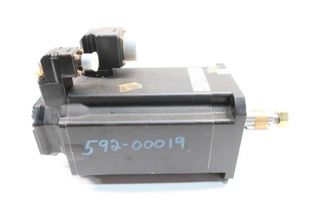 OKUMA BL-MC140J-30T SERVO MOTOR 3PH 4.3KW 3000RPM 13.7NM 133V-AC
