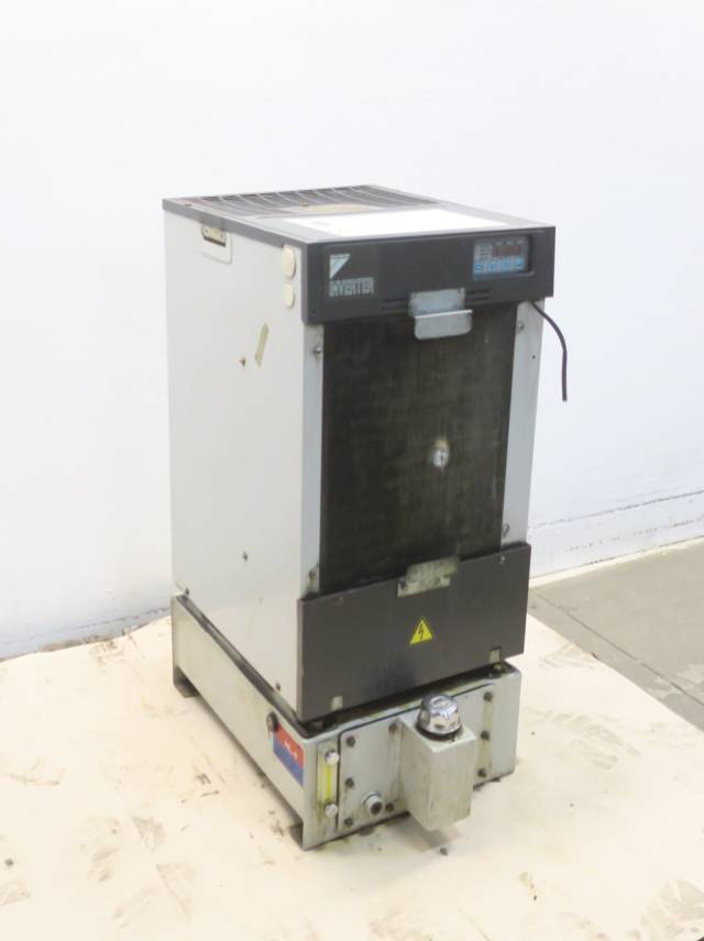 DAIKIN AKZ148T OIL COOLING UNIT 3PH 1.33KVA 3200VAC 3.9A D588102