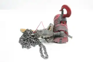 CHICAGO PNEUMATIC CP-1100-250 PNEUMATIC HOIST 550LB 90PSI