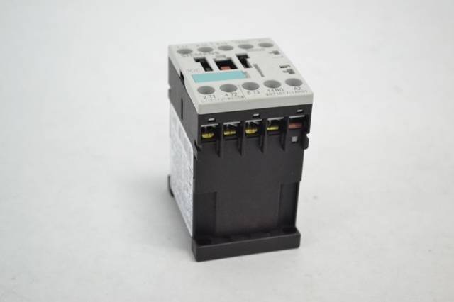 SIEMENS 3RT1017-1AP01 SIRIUS 10E AC 230V-AC 2HP 20A AMP CONTACTOR B258246