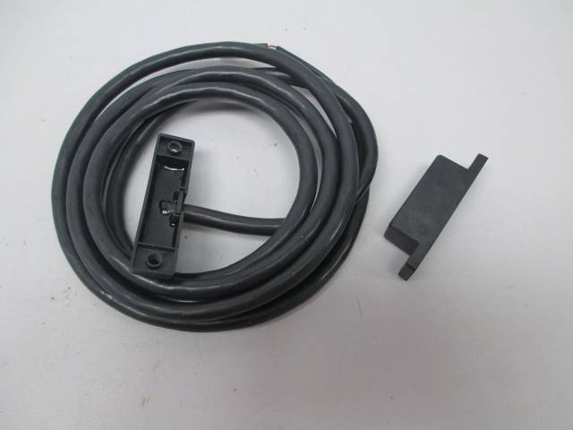 SENTROL 115-7Y-12K PROXIMITY SWITCH 100/120V-AC 28V-DC 3A AMP D264066