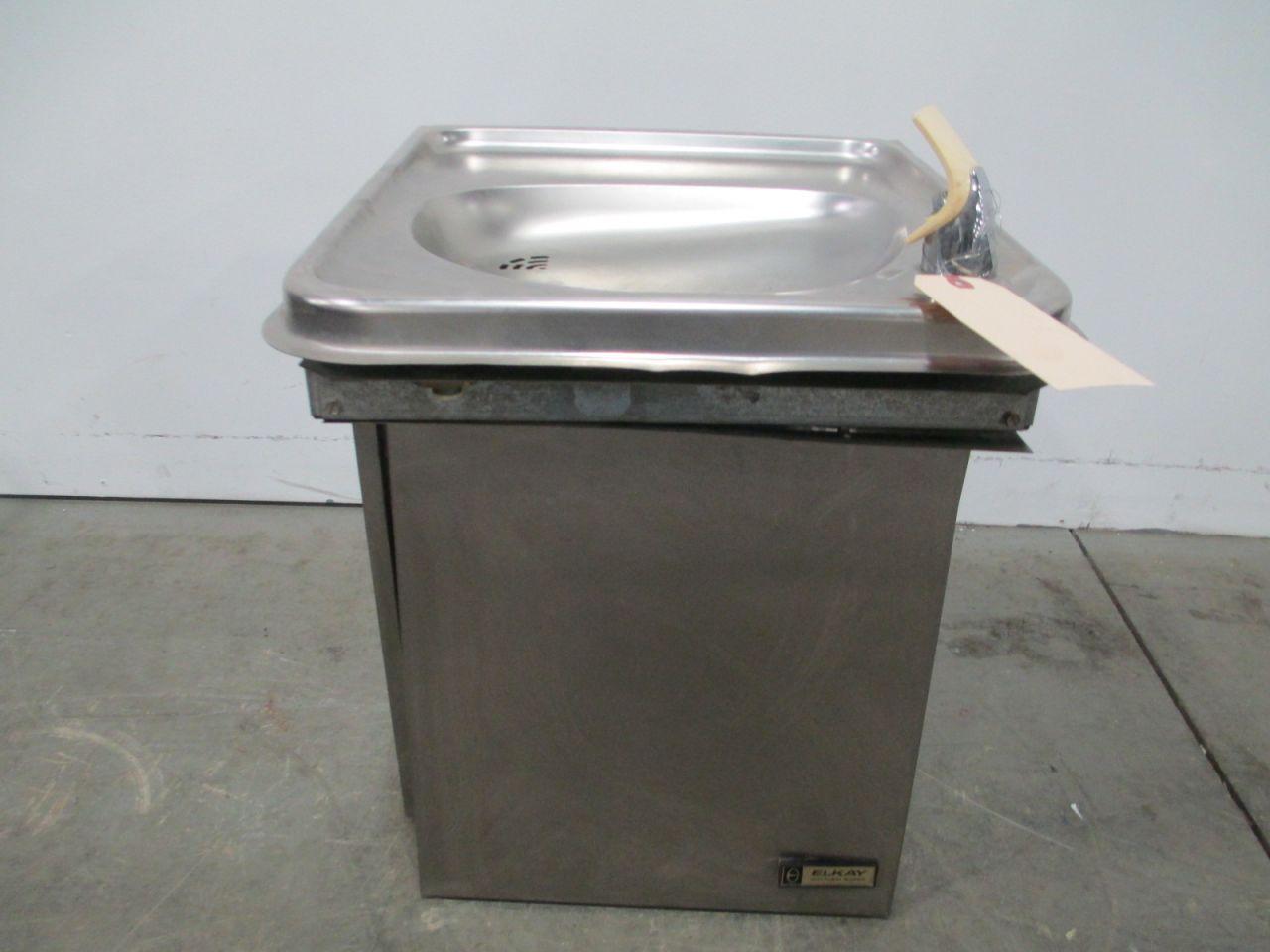 ELKAY EBFS 8 1 WATER COOLER DRINKING FOUNTAIN 115V AC D265876   265876 1 