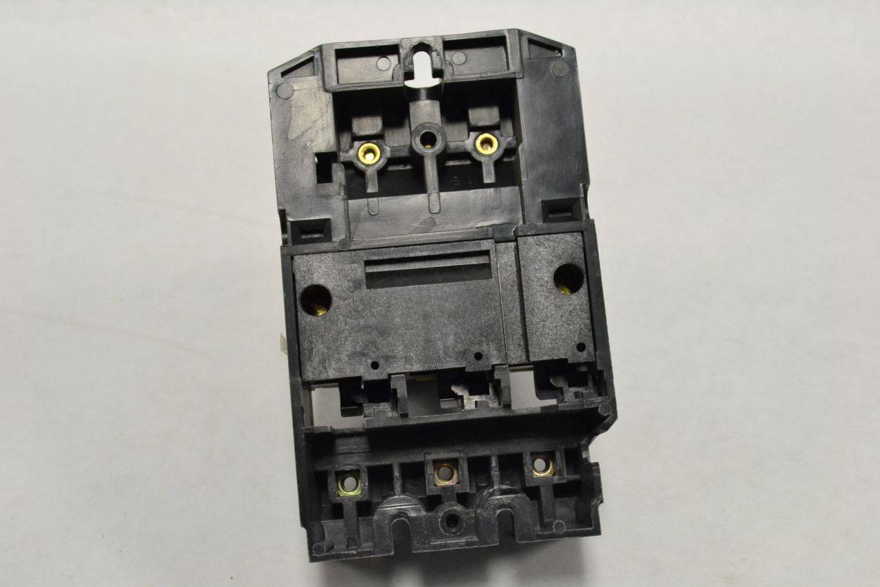 Square D 2510 MC03 Size M-1 Manual Motor Starter