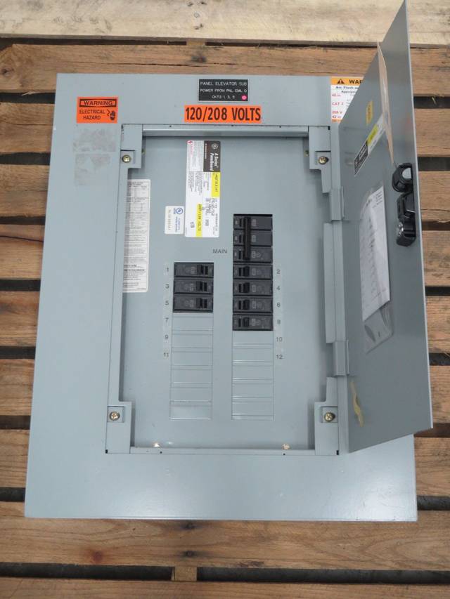 GENERAL ELECTRIC AQF3121AT 125A 208/120V-AC CIRCUIT BREAKER PANEL BOARD ...