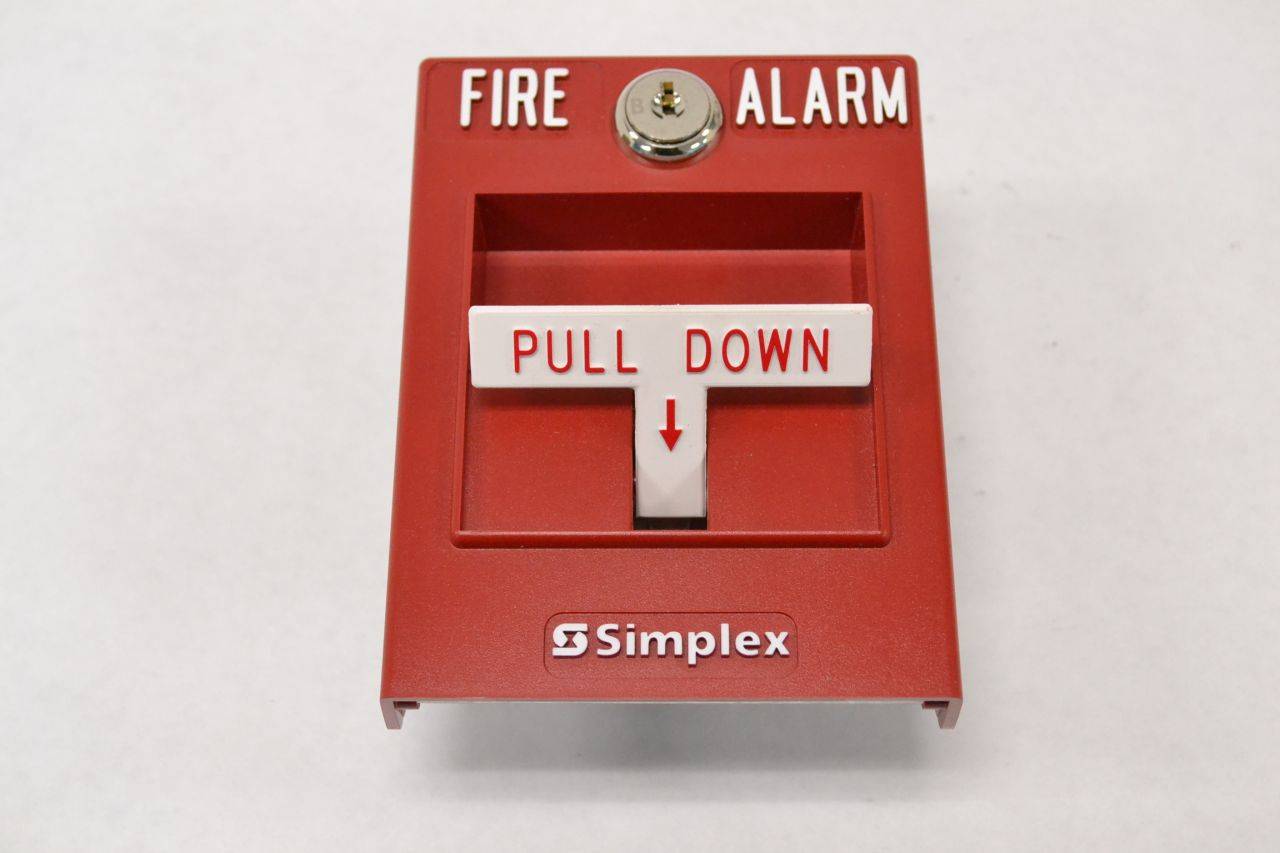 Simplex 4099-9003 Fire Alarm Addressable Pull Station Facility ...