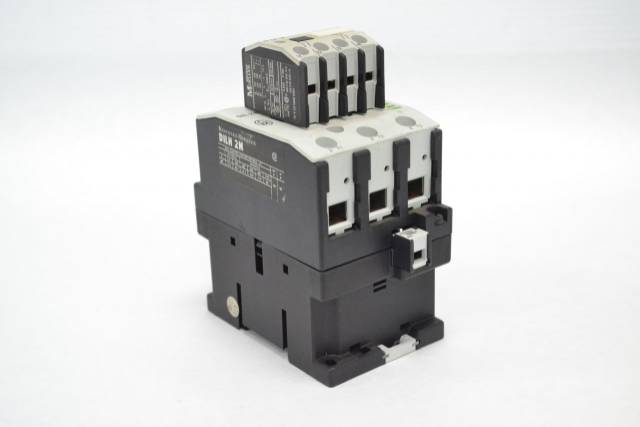 Klockner Moeller Dil 2m 22 Dil M Auxiliary 3ph 3p 120v-ac Contactor B276070