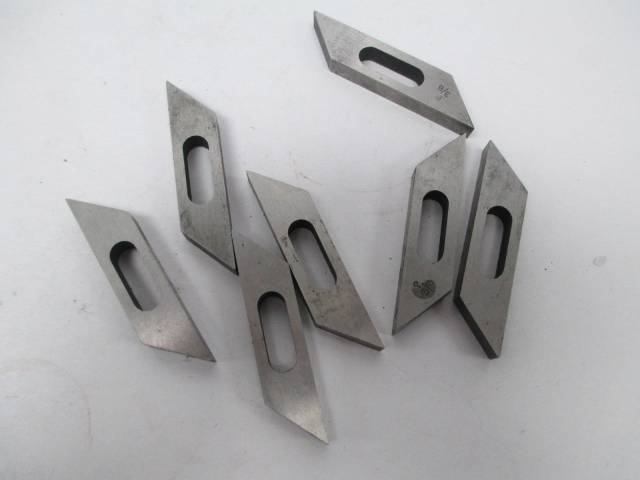 LOT 7 NEW POWERMATIC 332818 P3/8 STEEL BLADE GUIDE D276081