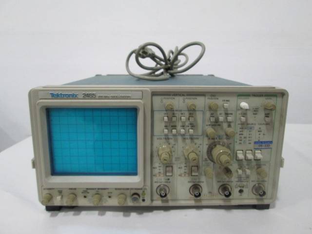 TEKTRONIX 2465 OSCILLOSCOPE 300MHZ TEST EQUIPMENT 115/230V-AC 120W D280266