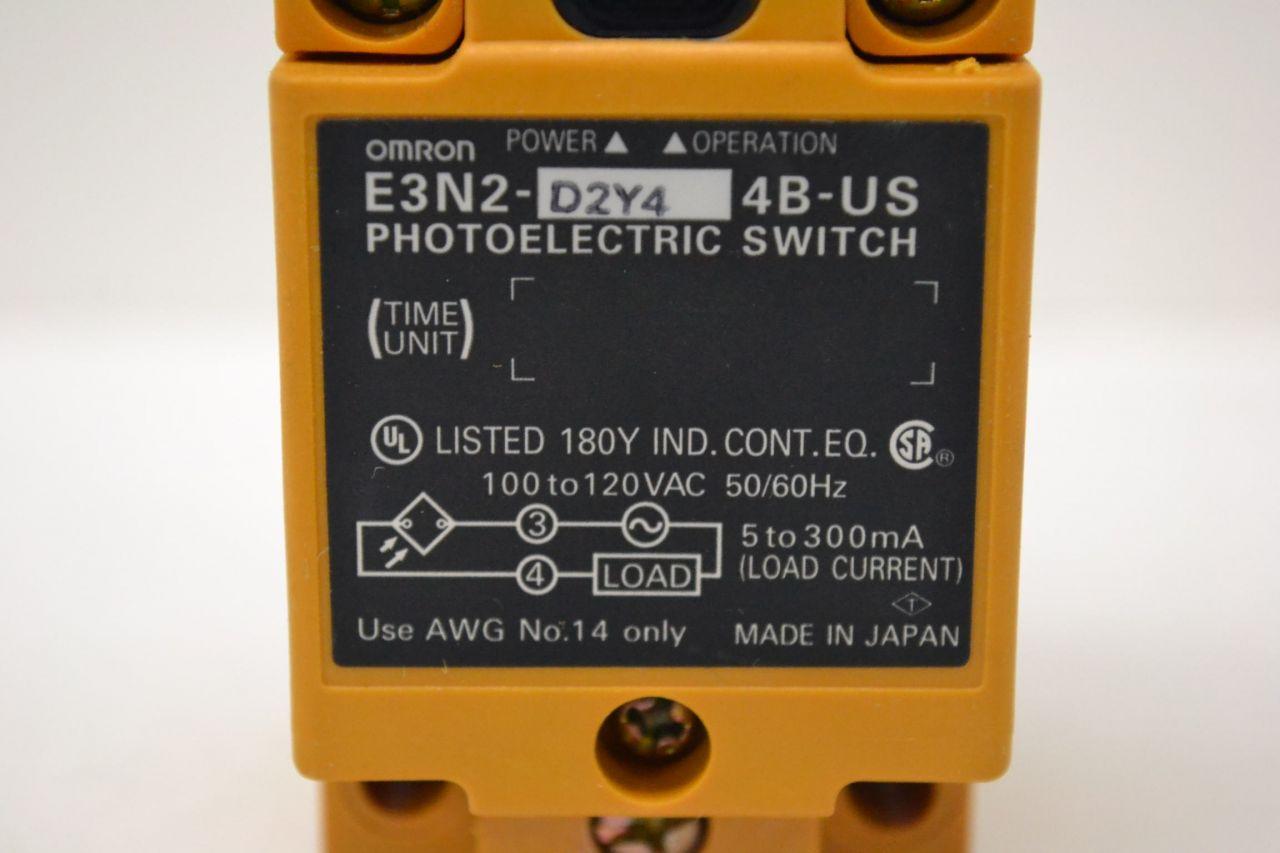 Omron E3N2-D2Y44B-US Photoelectric Switch 100-120v-ac 300ma B286173