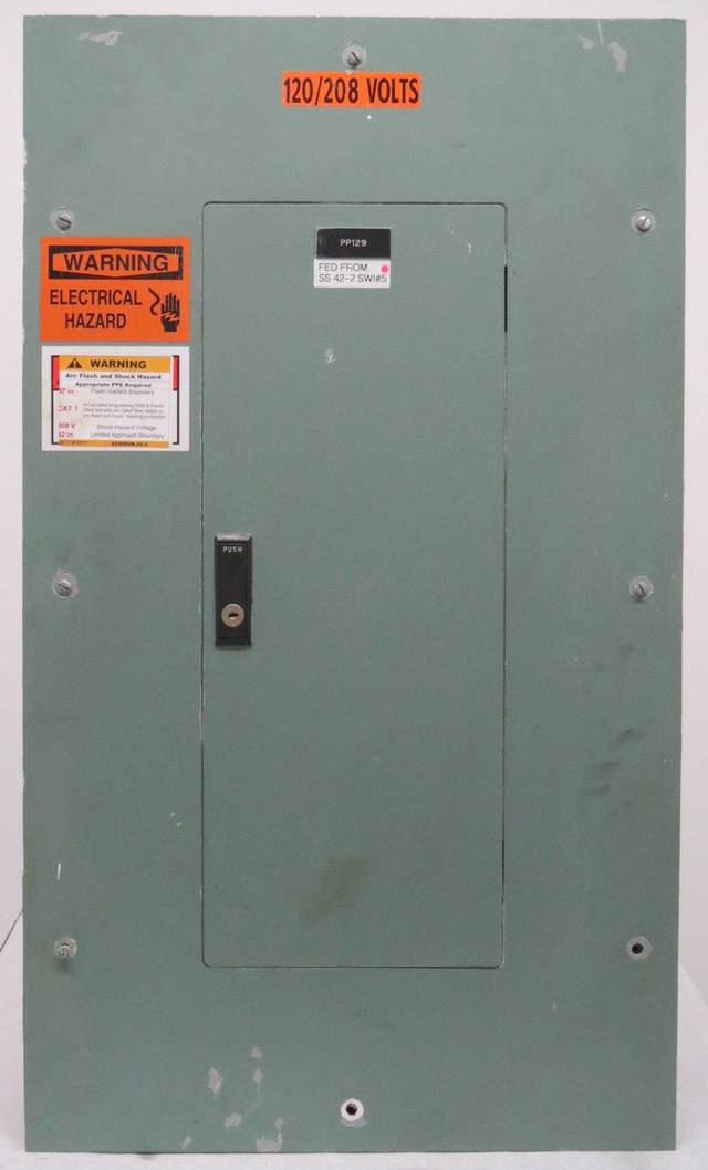 WESTINGHOUSE PRL1 100A AMPS 208/120VAC BREAKER DISTRIBUTION PANEL B290293