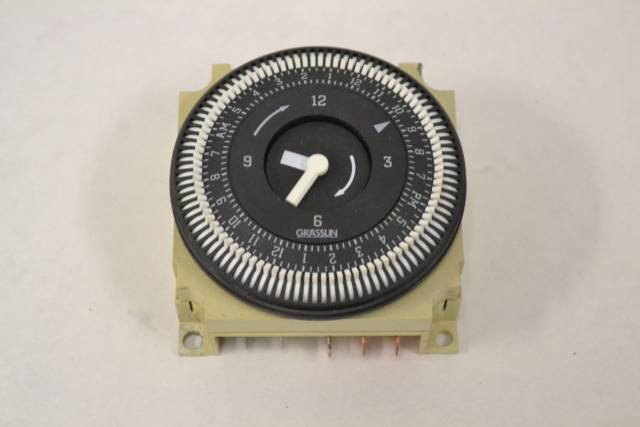 GRASSLIN FM/1 STUZ-L 24HR TIME CLOCK B295745