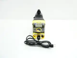 LMI MILTON ROY AD251-938SI METERING PUMP 1GPH 110PSI 120V-AC 