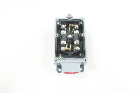 New Namco Forney Limit Switch FD2400-X-2 EA170-00081 600V EA17000081