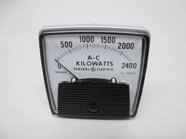 GENERAL ELECTRIC GE 254200FAXX 0-2400 AC KILOWATTS PANEL METER D325074