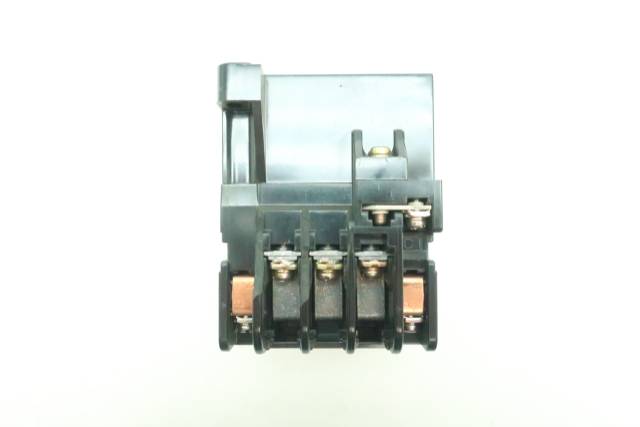 HITACHI K15N-EPB MAGNETIC AC CONTACTOR 100-110V-AC 9A AMP 5.5KW D639725