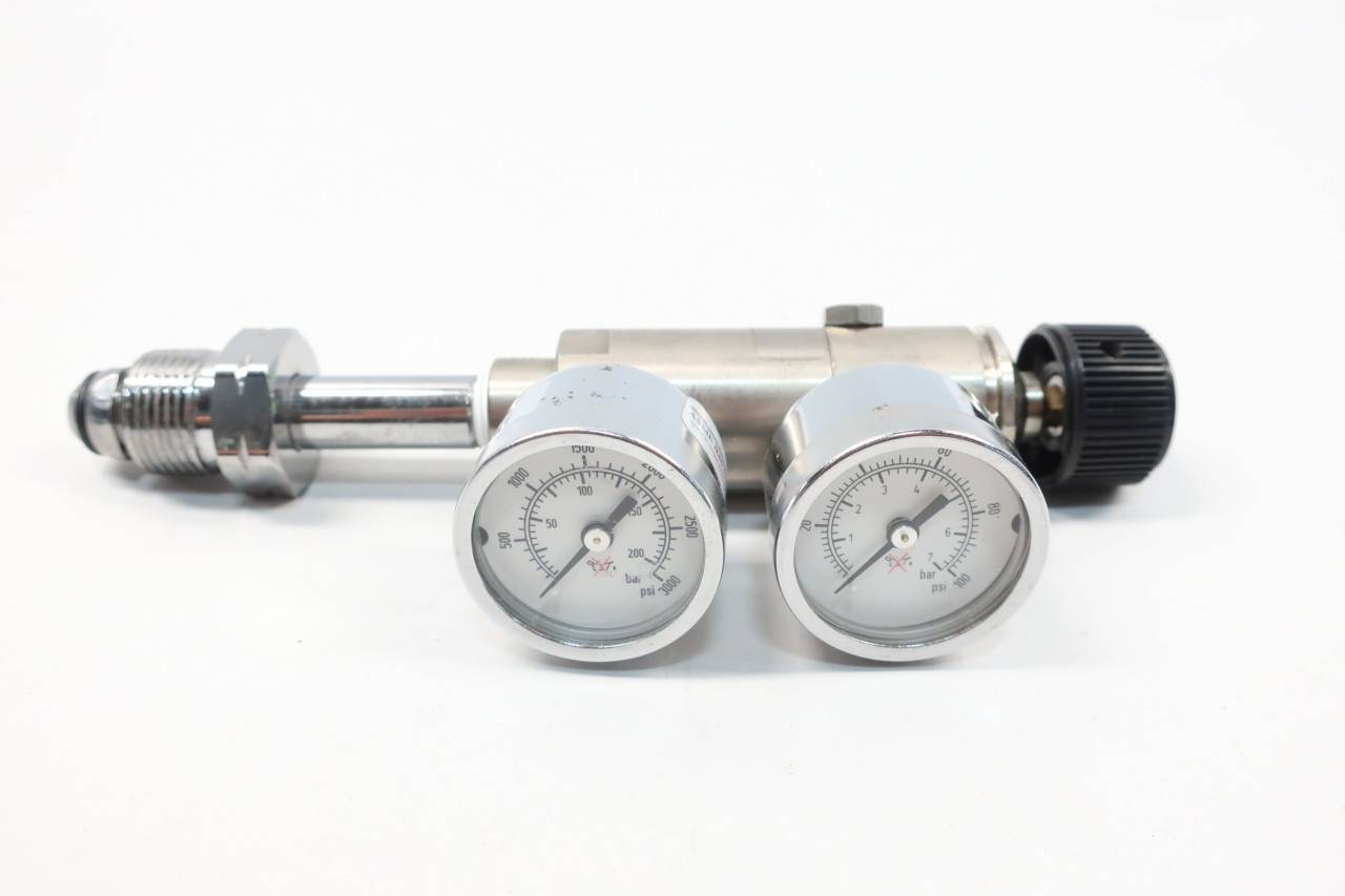 Air Liquide 1002 Gas Regulator