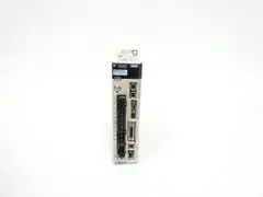 YASKAWA SGDV-R70A21A SERVOPACK 0-400HZ 200-230V-AC 0-230V-AC 3PH 50W