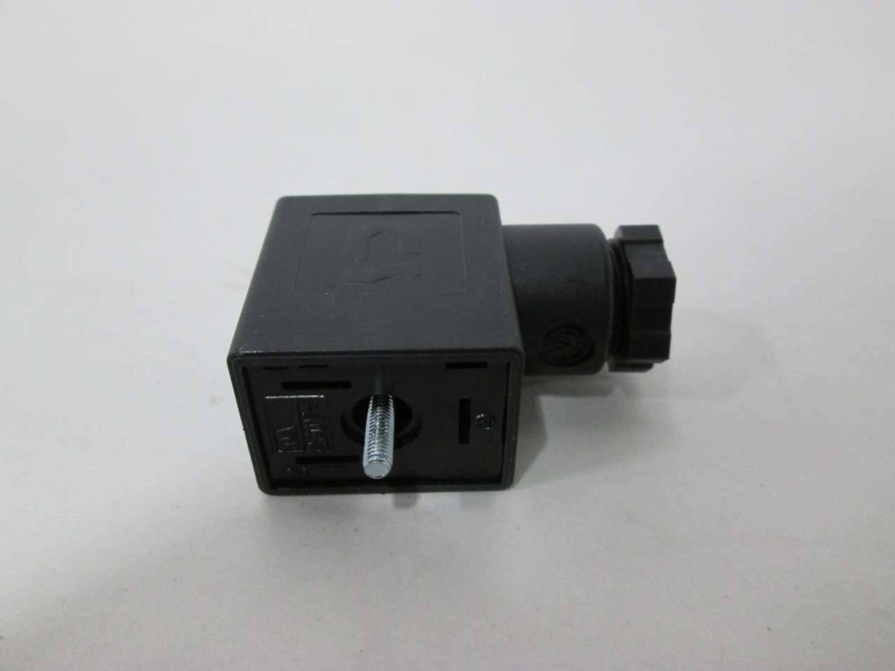 Lot 5 New Mac E Cable Line Connector Valve Part D