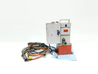 THOMAS&BETTS 13610A ELECTRIC HYDRAULIC PUMP 1/2HP 115V-AC 12000RPM