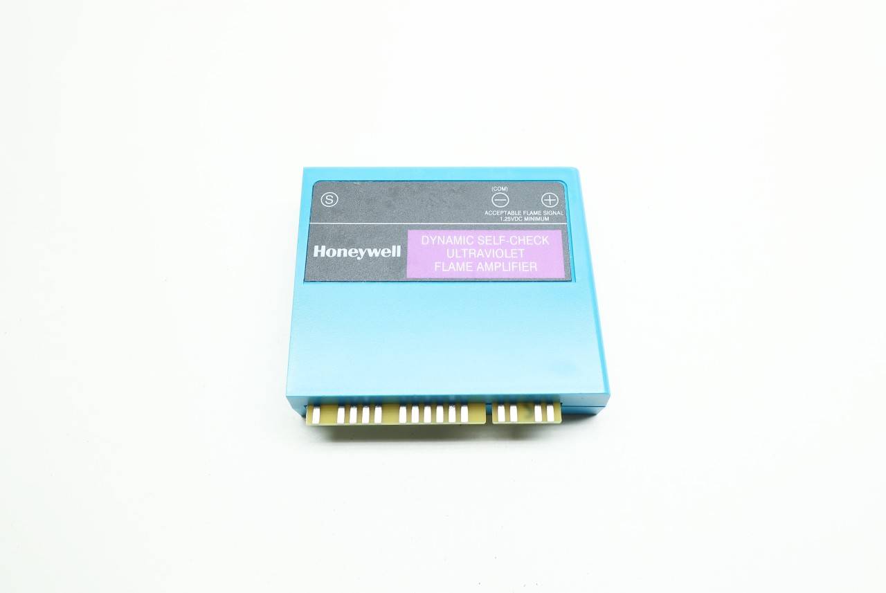 ONE New Honeywell R7861 A 1026 Self Check Ultraviolet Flame Amplifier ONE New Honeywell R7861 A 1026 Self Check Ultraviolet Flame Amplifier