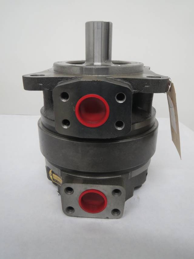 RINEER M037A21S03230B1QBB000 VANE HYDRAULIC MOTOR 525 CC/REV B354748