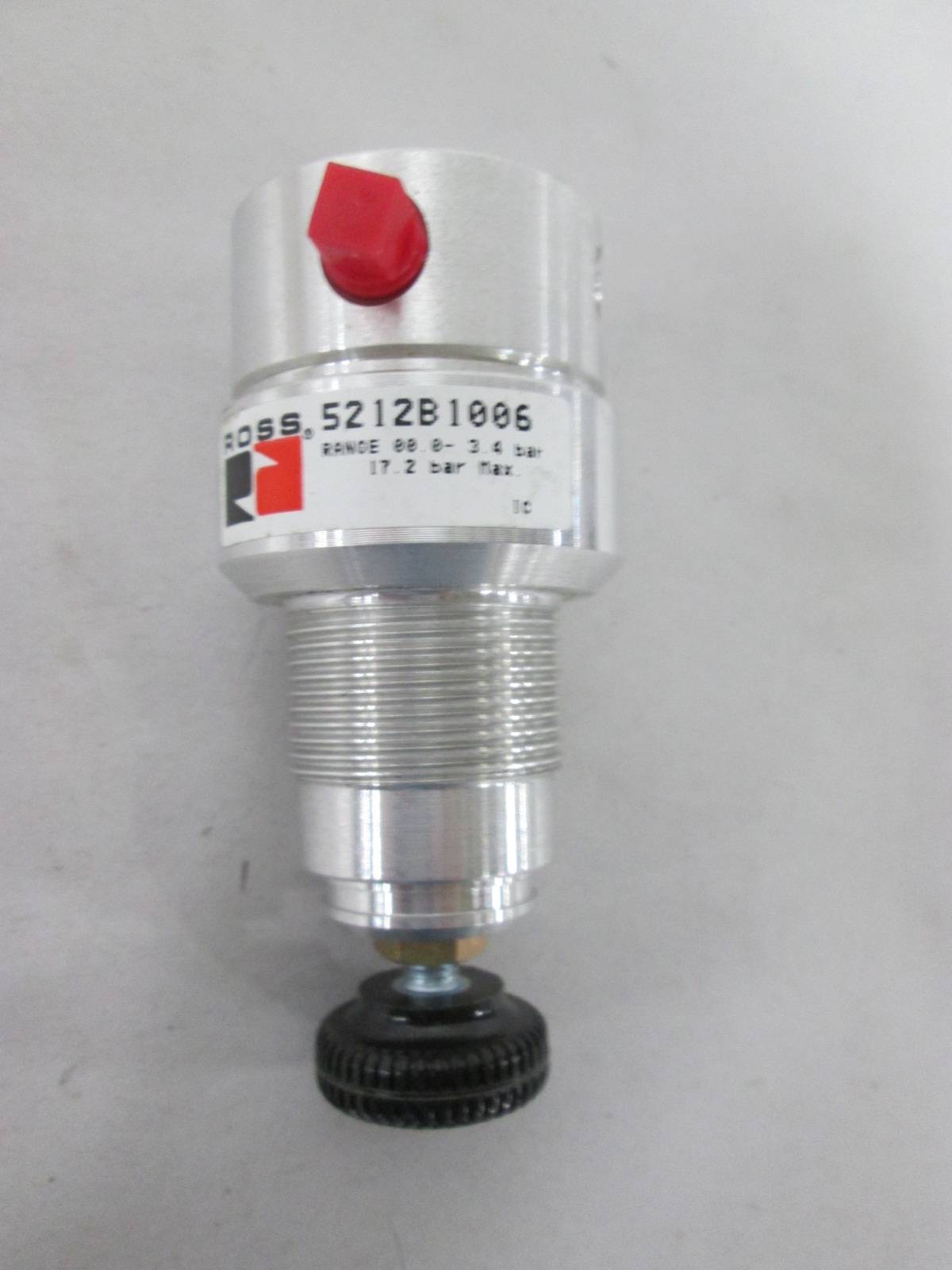 0-100 Port 2 Tube Fitting 1/4 Port 1 Tube Fitting 1/4 Port 2 Tube Fitting 1/4 Port 1 Tube Fitting 1/4 0-160 Knob Adjustment psi 0-6.9 Gauge 0-11 Ross Controls 5B03C0020 Bantam Series Diaphragm Regulator 0-100 Port 2 Tube Fitting 1/4 Port 1 Tube Fitting 1/4 Port 2 Tube Fitting 1/4 Port 1 Tube Fitting 1/4 0-160 Knob Adjustment psi 0-6.9 Gauge 0-11 Ross Controls 5B03C0020 Bantam Series Diaphragm Regulator