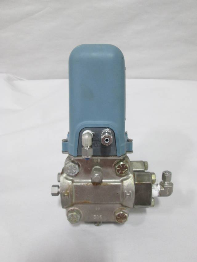 FOXBORO 13AMS2 315PSI 0250INH2O DIFFERENTIAL PRESSURE TRANSMITTER