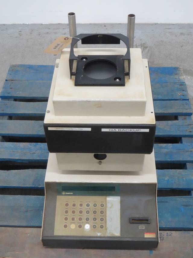 HUNTERLAB D259 WIDEAREA COLORIMETER BASE LAB EQUIPMENT B377885