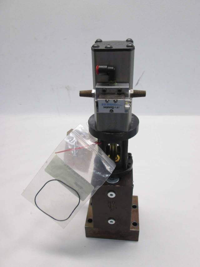 ITW DYNATEC HOT MELT GLUE PUMP D399207