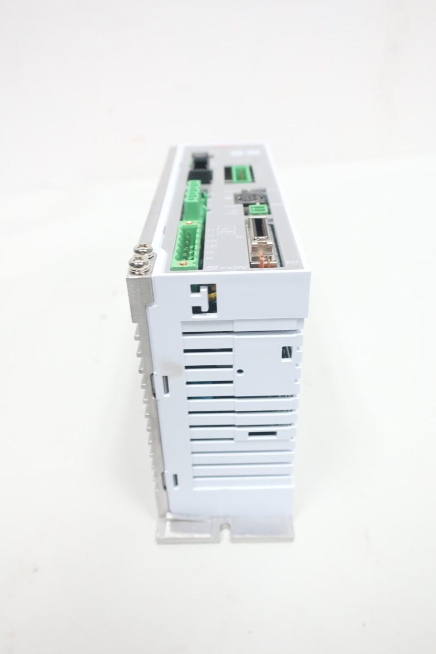 Iai SCON-CA-200I-CC-0-2 Servo Drive 0-333hz 200-230v-ac 0-80v-dc 3ph