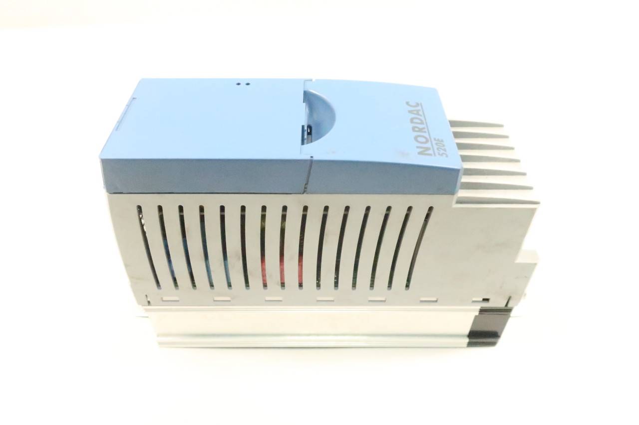 Garanti mikroskop Fisker Nord SK 520E-221-340-A-KAR Nordac Inverter 380-480v-ac 0-400hz 0-480v-ac 3hp Garanti mikroskop Fisker Nord SK 520E-221-340-A-KAR Nordac Inverter 380-480v-ac 0-400hz 0-480v-ac 3hp