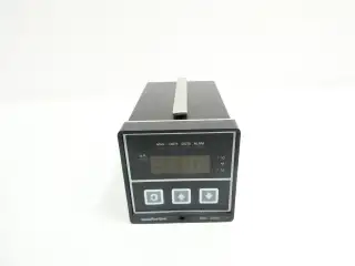 PARTLOW MIC 2000 2133001 TEMPERATURE CONTROLLER 215V-AC