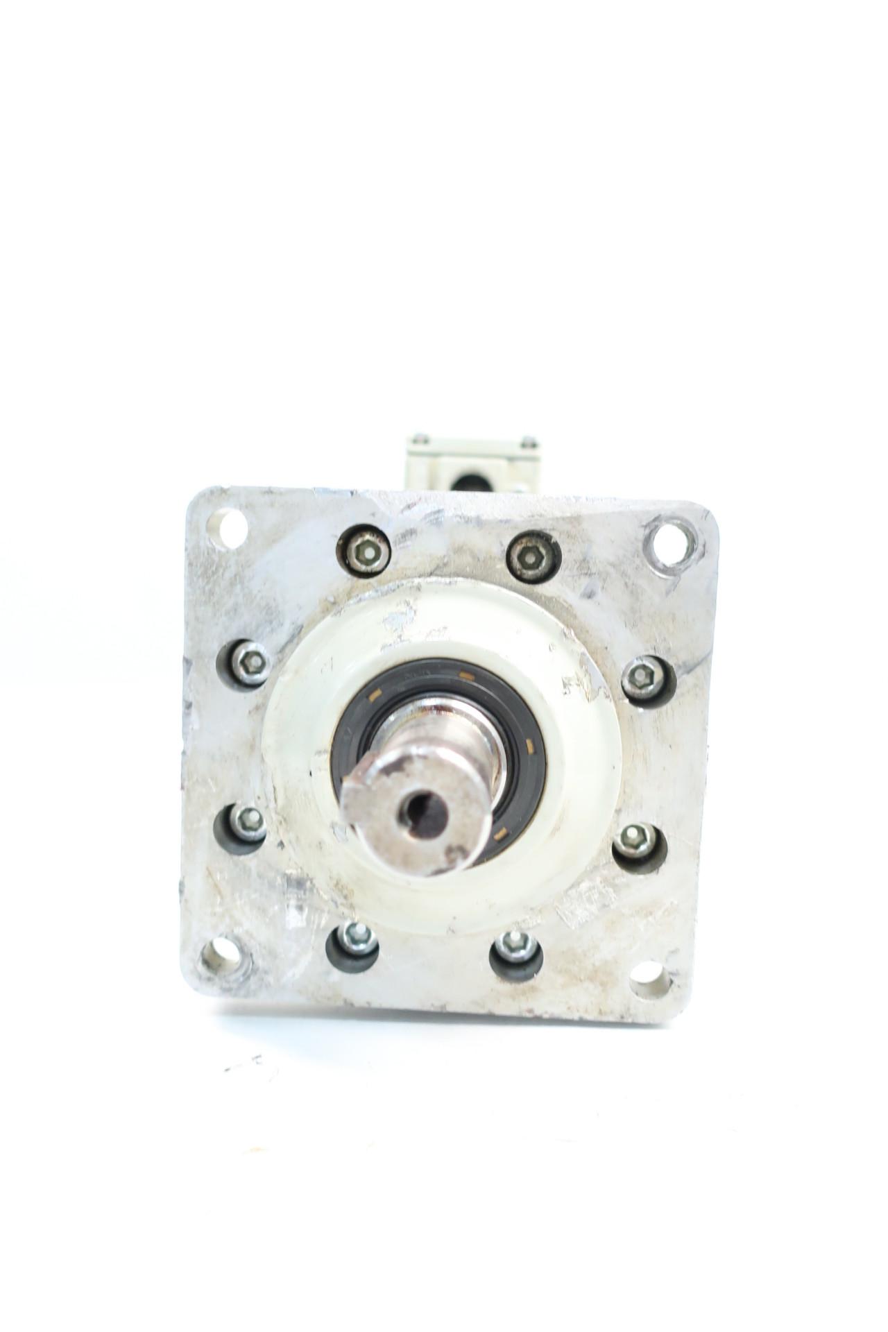 SUMITOMO CNVM05-5097-25 ALTAX DRIVE GEARMOTOR 69.2RPM 3PH