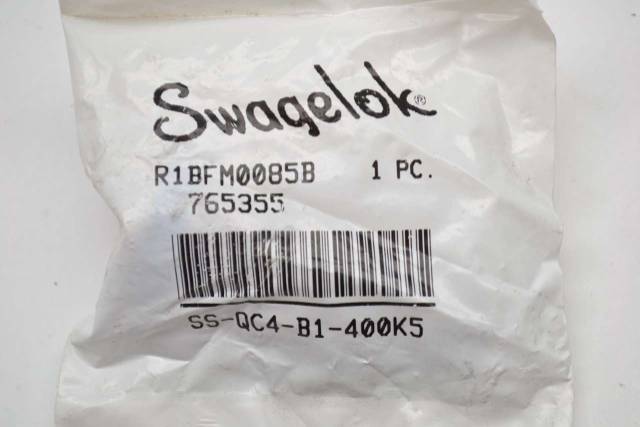 SWAGELOK SS-QC4-B1-400K5 STAINLESS TUBE FITTING 1/4IN QUICK-CONNECT ...