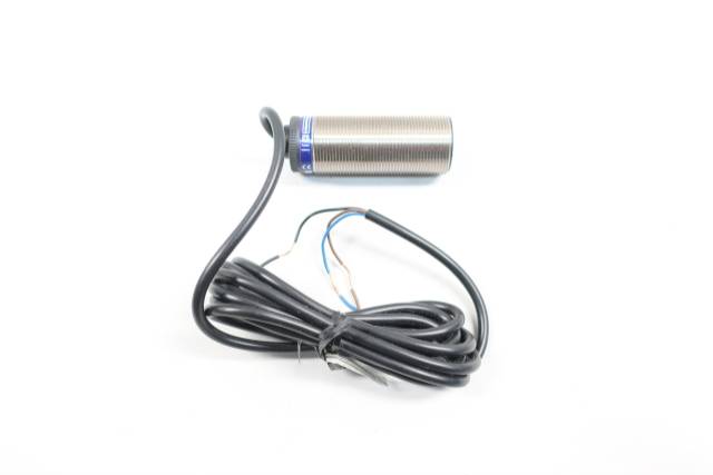 TELEMECANIQUE XSA-V1401420 INDUCTIVE PROXIMITY SWITCH 12-48V-DC