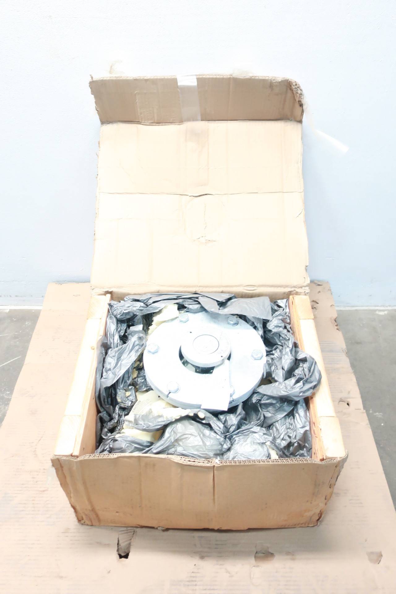 Anvil SH-337 16in Galvanized Spring Hanger